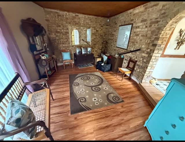 4 BEDROOM HOUSE FOR SALE IN VANDERBIJLPARK SW 2